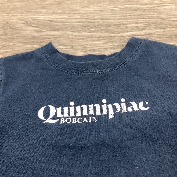 College Kids - Quinnipiac University Sweatshirt - size 12M - Picture 3 of 5